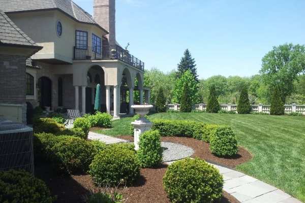 Landscaping & Paving Company Wheaton | Landscaper & Paver ...